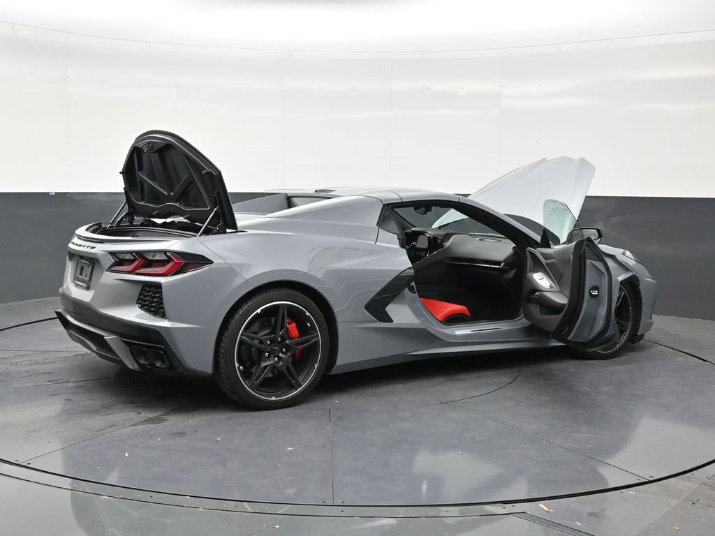 Used 2024 Chevrolet Corvette Stingray Convertible w/ 1LT RWD image 27
