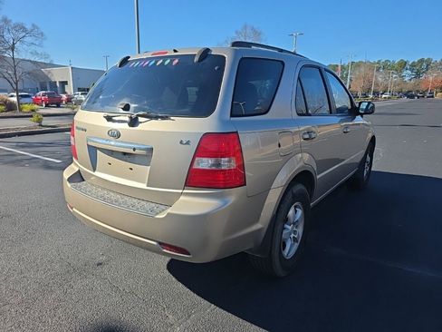 Used 2008 Kia Sorento LX image 7