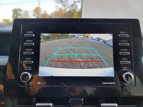 Used 2021 Toyota Camry SE FWD image 34