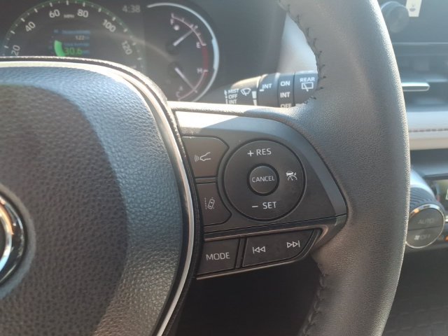 Used 2023 Toyota RAV4 XLE Premium FWD image 20