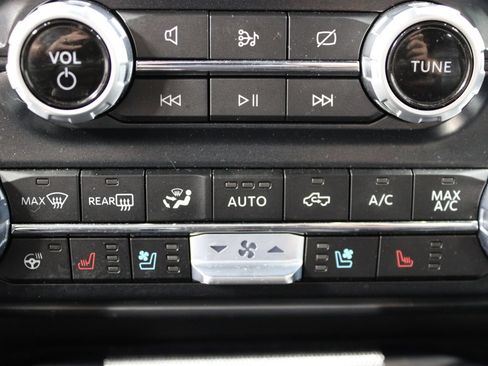 Used 2023 Ford F150 Lariat w/ Equipment Group 502A High AWD/4WD image 74