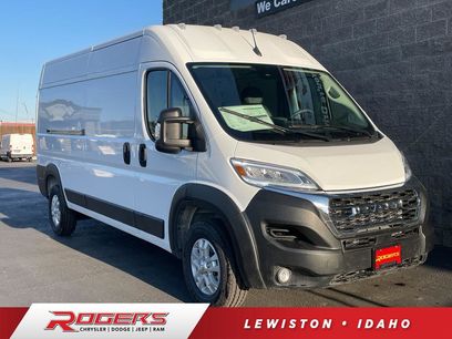 New 2025 RAM ProMaster 3500 w/ Quick Order Package 22G SLT