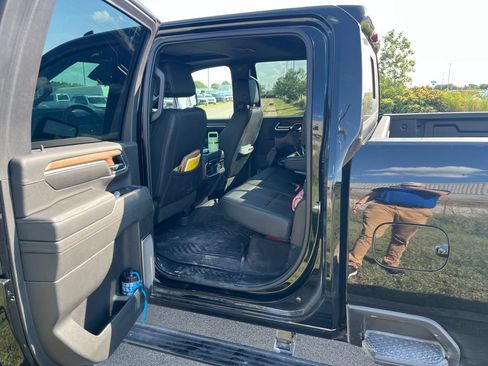Used 2026 Chevrolet Silverado 3500 High Country w/ High Country Premium Package AWD/4WD image 10