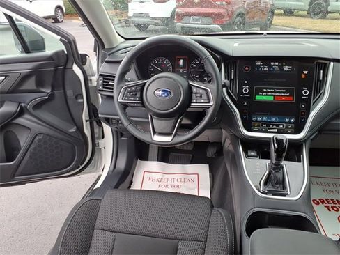 Used 2025 Subaru Outback Premium w/ Popular Package #1A image 12