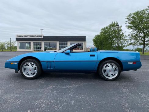 Used 1989 Chevrolet Corvette Convertible RWD image 15