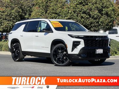 Used 2025 Chevrolet Traverse RS w/ LPO, Floor Liner Package