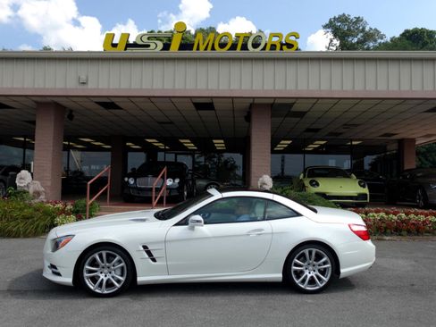 Used 2014 Mercedes-Benz SL 550 image 4