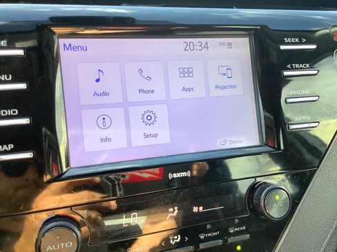 Used 2020 Toyota Camry SE w/ Carpet Mat Package FWD image 47