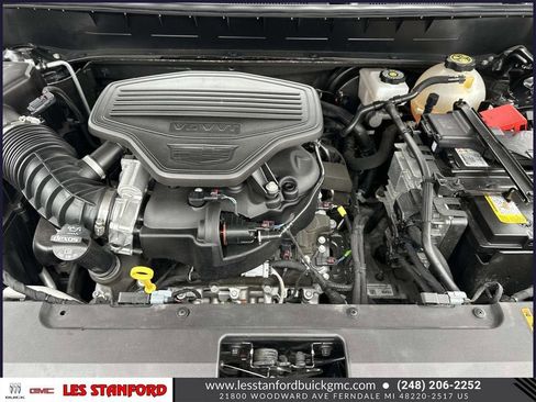 Used 2023 Cadillac XT6 Sport w/ LPO, ONYX Package image 12