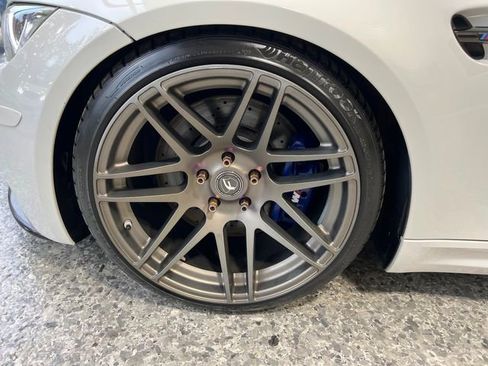 Used 2010 BMW M3 Convertible image 38