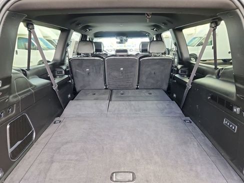 Used 2023 Jeep Wagoneer L Series II image 35