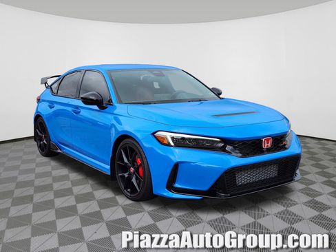 Used 2025 Honda Civic Type R image 1