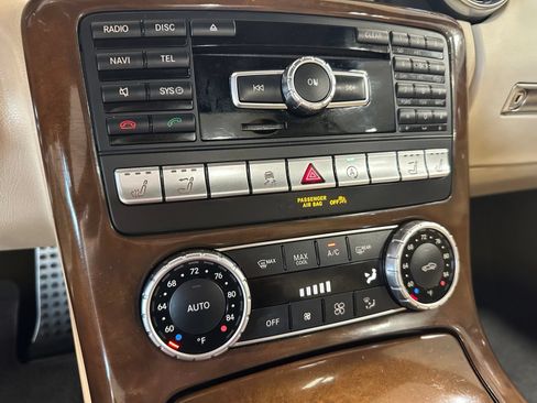 Used 2016 Mercedes-Benz SLK 300 image 22