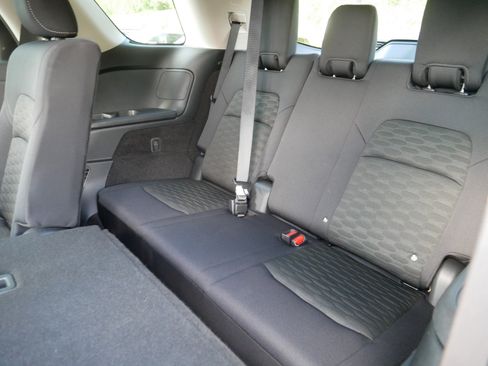Certified 2023 Nissan Pathfinder SV AWD/4WD image 36