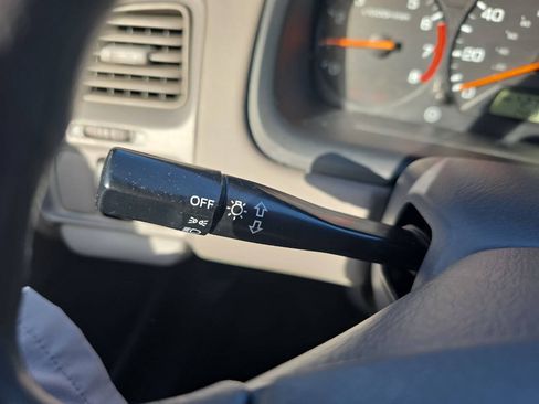 Used 2001 Honda Accord LX image 18