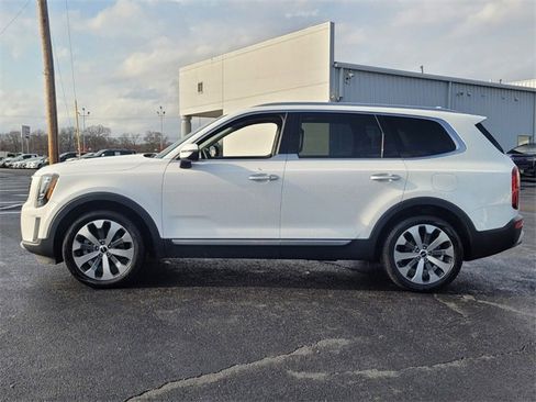 Used 2022 Kia Telluride S image 6
