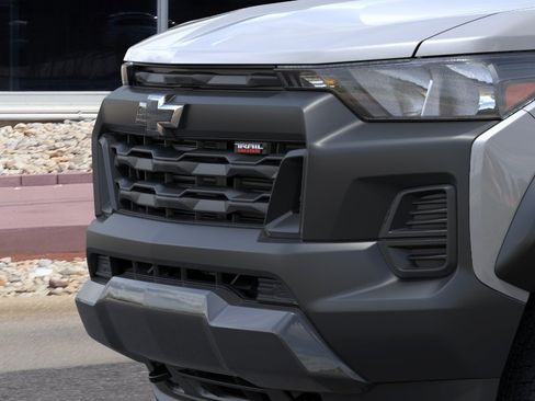 New 2026 Chevrolet Colorado Trail Boss AWD/4WD image 13
