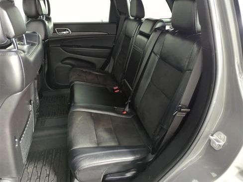 Used 2021 Jeep Grand Cherokee Laredo X image 27