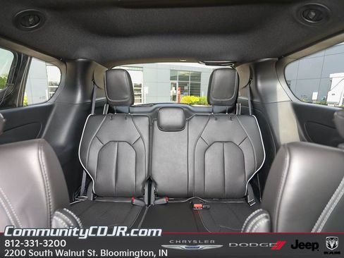 New 2025 Chrysler Voyager LX FWD image 22