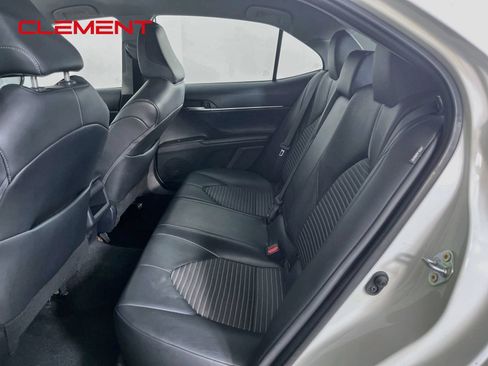 Used 2023 Toyota Camry SE w/ Convenience Package FWD image 31