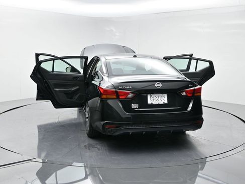 Used 2024 Nissan Altima 2.5 SV image 26