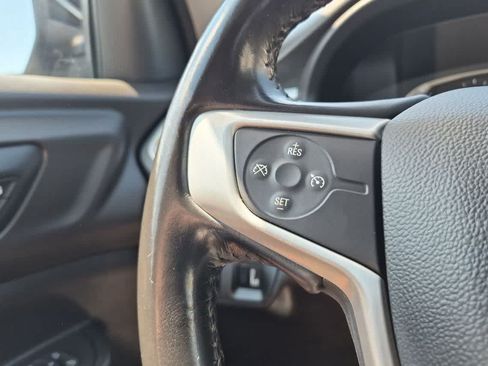 Used 2020 GMC Acadia SLT w/ Trailering Package AWD/4WD image 24