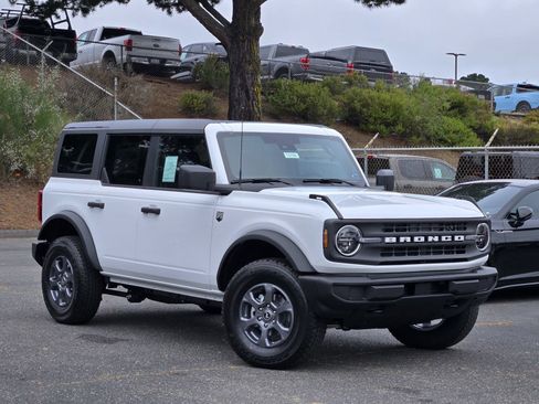 New 2026 Ford Bronco Big Bend AWD/4WD image 2