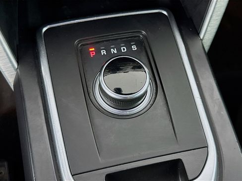 Used 2019 Land Rover Discovery Sport SE AWD/4WD image 19