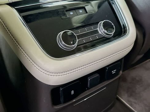 Used 2020 Lincoln Navigator Black Label w/ Cargo Convenience Package AWD/4WD image 13