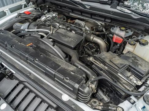 Used 2025 GMC Sierra 2500 Denali w/ Denali Reserve Package AWD/4WD image 15