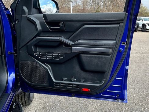 Certified 2025 Toyota Tacoma SR5 image 12