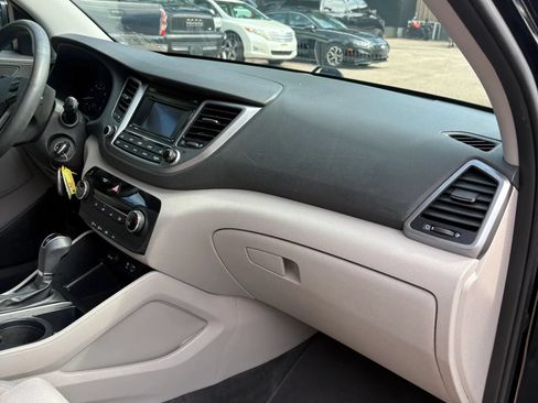 Used 2016 Hyundai Tucson SE FWD image 28