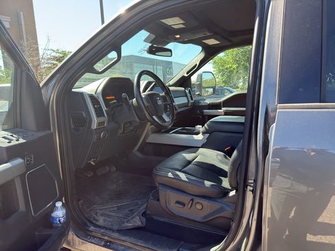 Used 2022 Ford F250 Lariat w/ Chrome Package AWD/4WD image 2