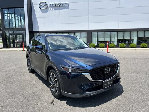 Used 2023 MAZDA CX-5 AWD 2.5 S w/ Premium Plus Pkg image 2