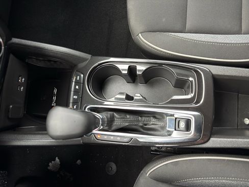 Certified 2024 Chevrolet TrailBlazer LT w/ Convenience Package image 23