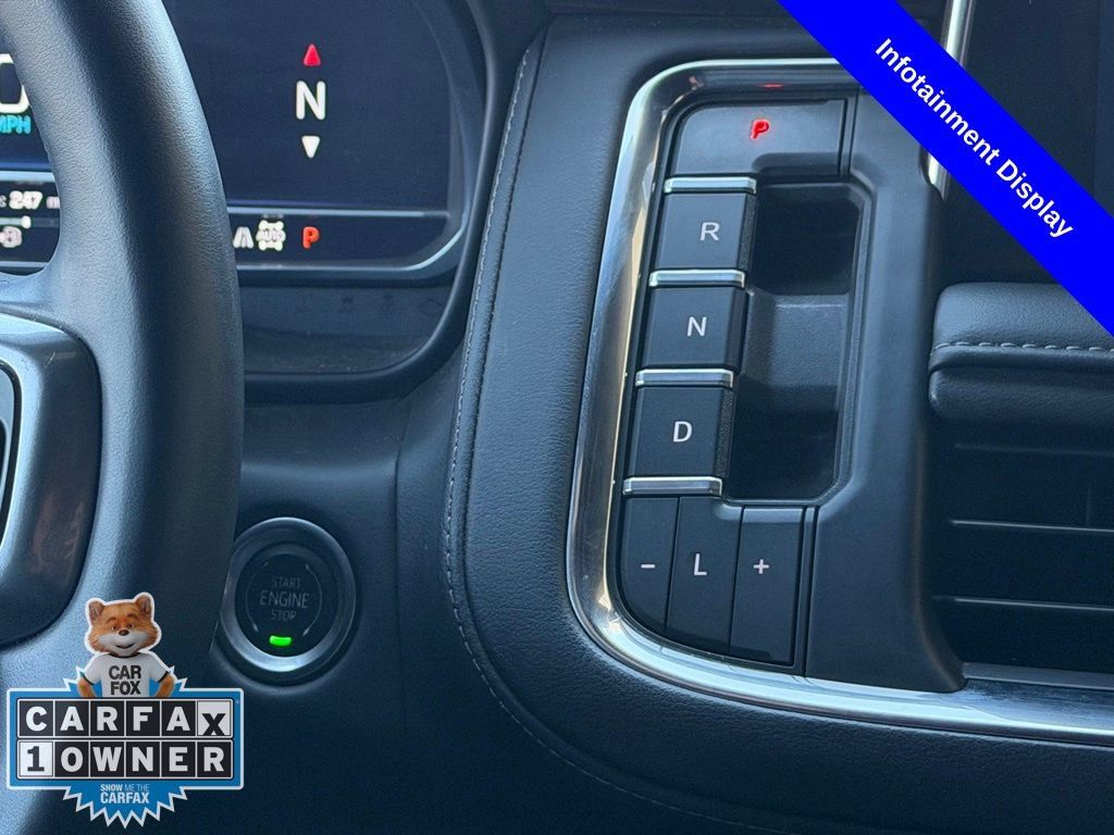 Used 2024 Chevrolet Suburban Z71 w/ Luxury Package AWD/4WD image 18