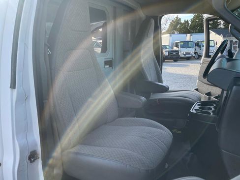 Used 2019 Chevrolet Express 3500 3500 Van 139, For Sale In Ral w/ Power Convenience Package image 17