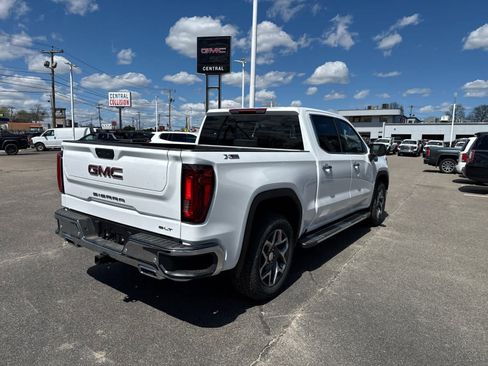 New 2026 GMC Sierra 1500 SLT AWD/4WD image 5