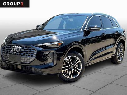 New 2025 Audi Q5 Premium w/ Convenience Package