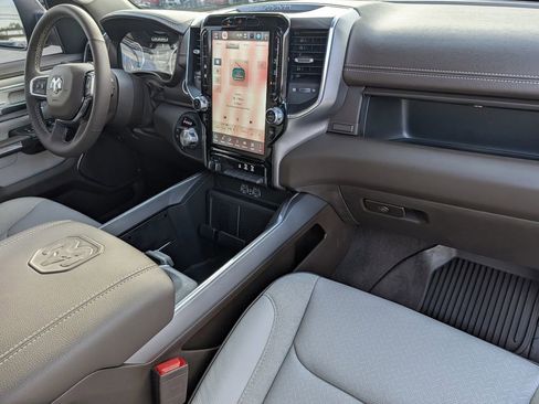 Used 2025 RAM 1500 Laramie w/ Laramie Southwest Edition AWD/4WD image 33