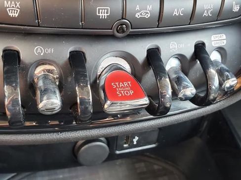 Used 2023 MINI Cooper Clubman S image 29