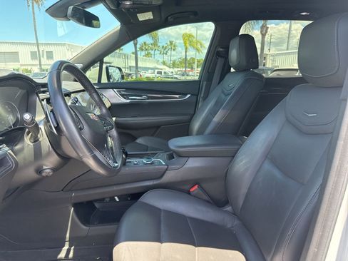 Used 2024 Cadillac XT6 Sport AWD/4WD image 11