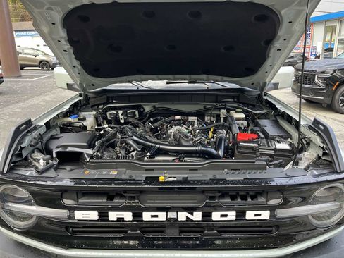 Used 2023 Ford Bronco Outer Banks image 28