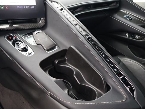 Used 2023 Chevrolet Corvette Stingray Preferred Cpe w/ Z51 Performance Package RWD image 23