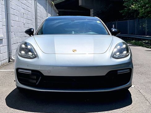 Used 2019 Porsche Panamera GTS AWD/4WD image 8