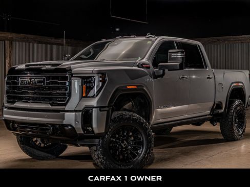 Used 2026 GMC Sierra 3500 AT4 w/ AT4 Premium Plus Package AWD/4WD image 5