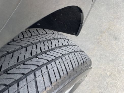 Used 2022 Chevrolet Equinox LT image 7