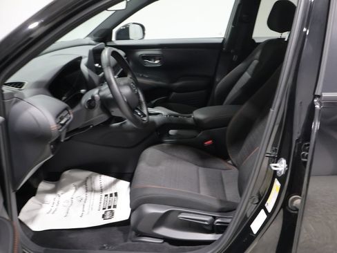Used 2026 Honda HR-V Sport image 10