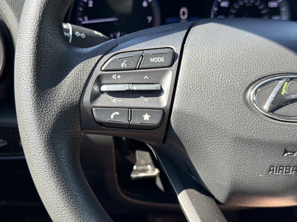 Used 2023 Hyundai Kona SEL w/ Cargo Package AWD/4WD image 10