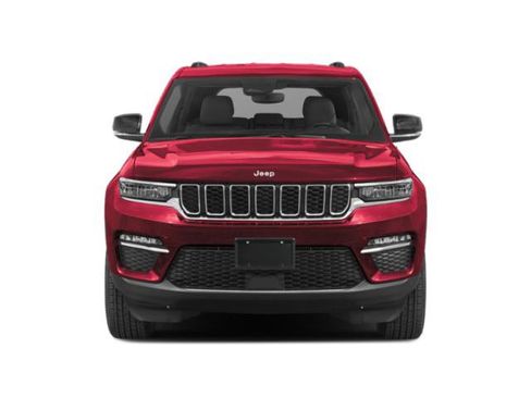 Certified 2024 Jeep Grand Cherokee Altitude AWD/4WD image 4
